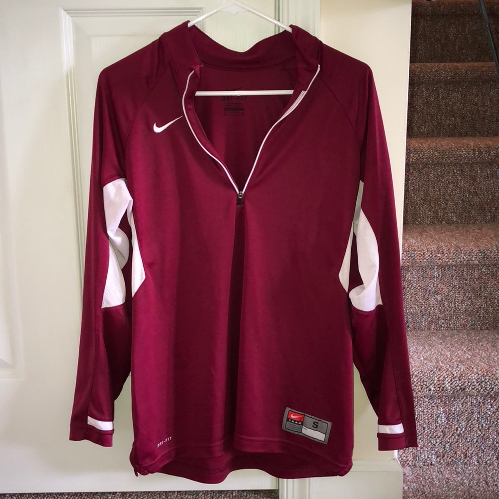 Nike pullover